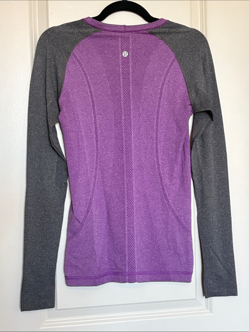 lululemon athletica Purple and Gray Long Sleeve Seamless Performance Top